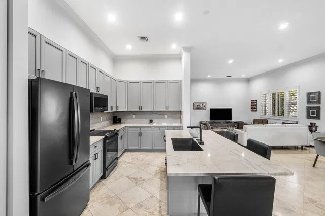 Residence photo 15