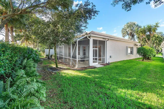 Residence photo 41