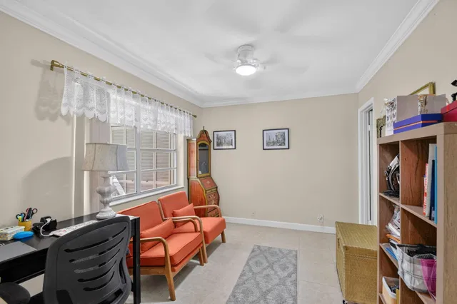 Unit 244 photo 11