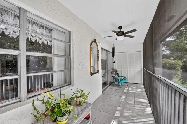 Unit 244 photo 23