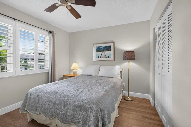 Unit 121-6 photo 13