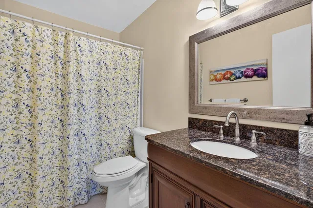 Unit 121-6 photo 14