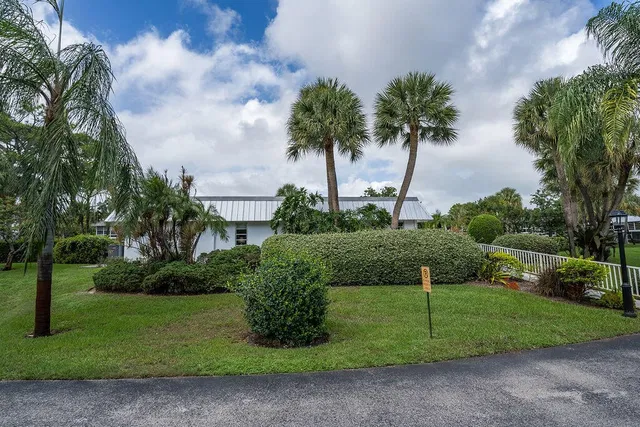 Unit 121-6 photo 28