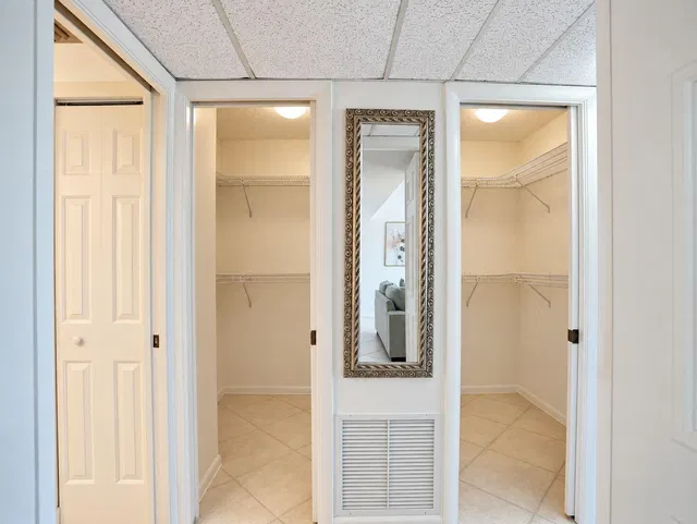 Unit 4302 photo 26