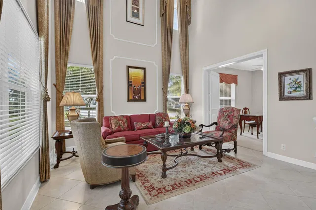 Residence photo 9