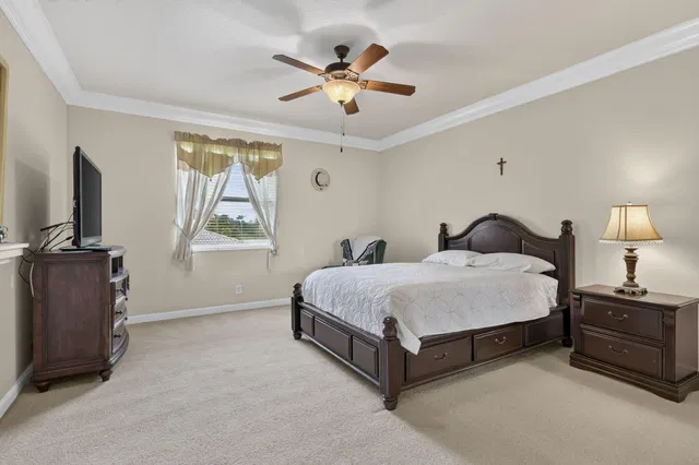Residence photo 22