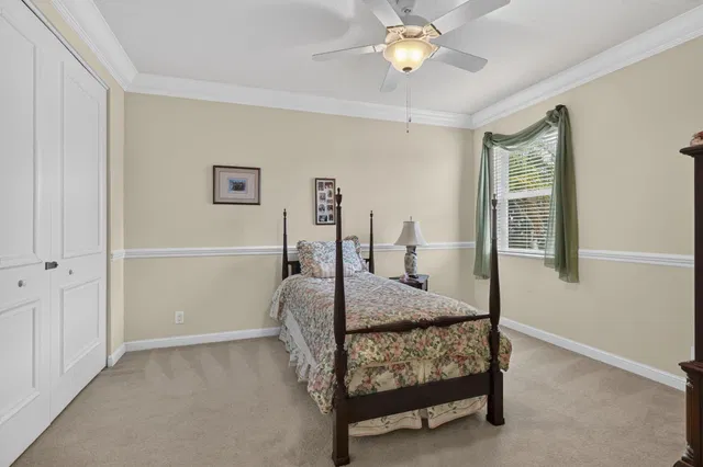 Residence photo 26