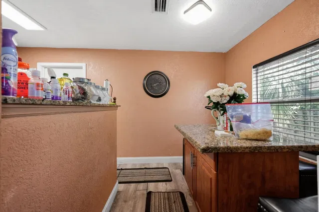 West Palm Beach Residence photo 8