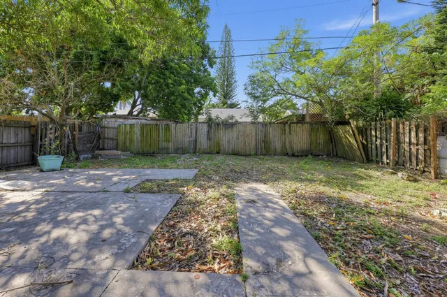 West Palm Beach Residence photo 21