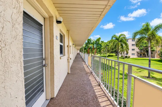  Unit 2130 photo 8