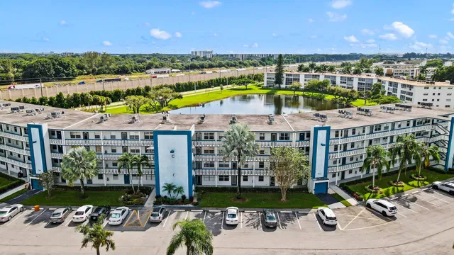  Unit C photo 38