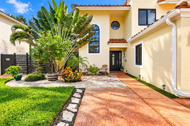 Residence photo 4