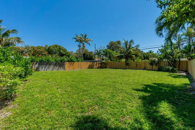 Residence photo 57