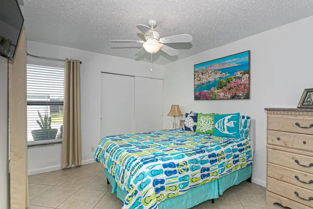  Unit 38 photo 19
