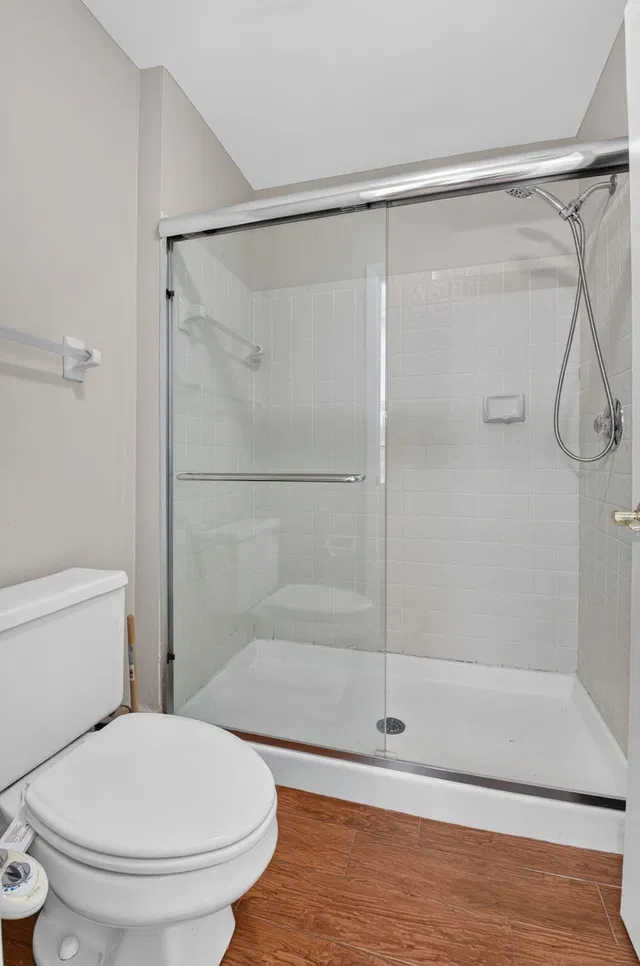  Unit C photo 19