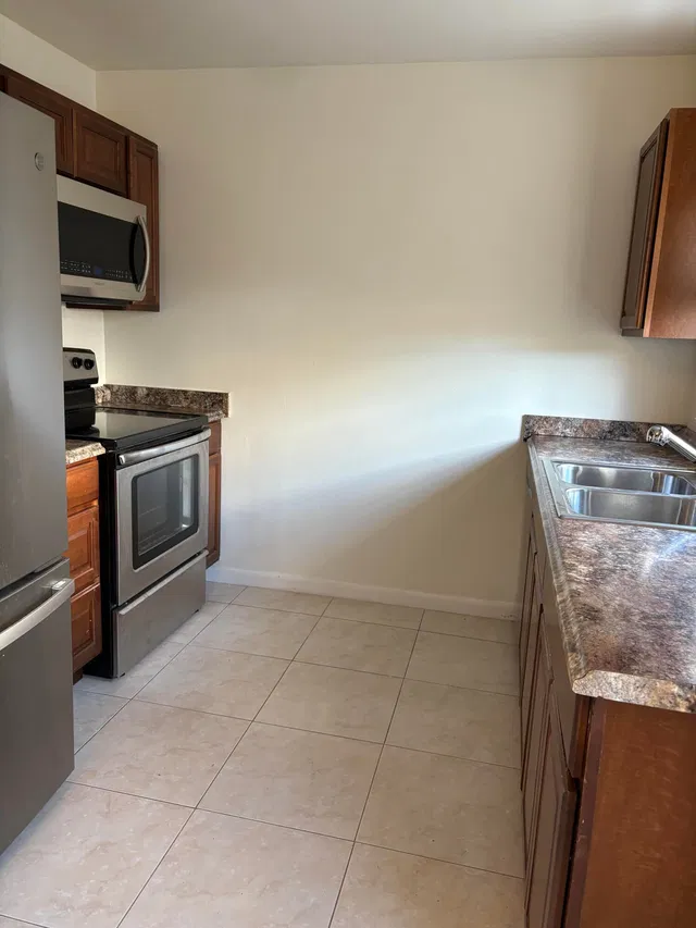 Residence photo 4
