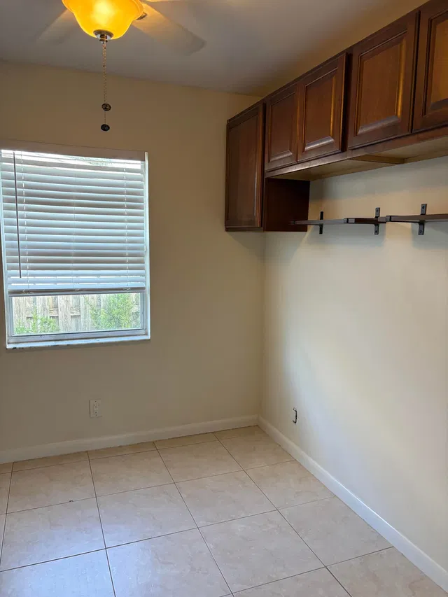 Residence photo 6