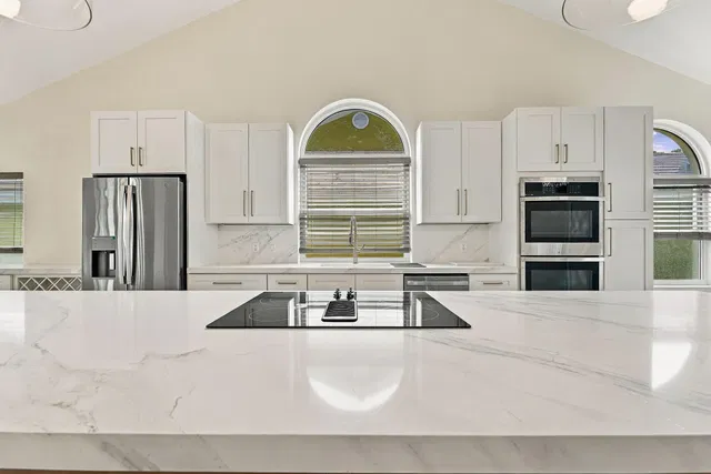  Residence photo 10