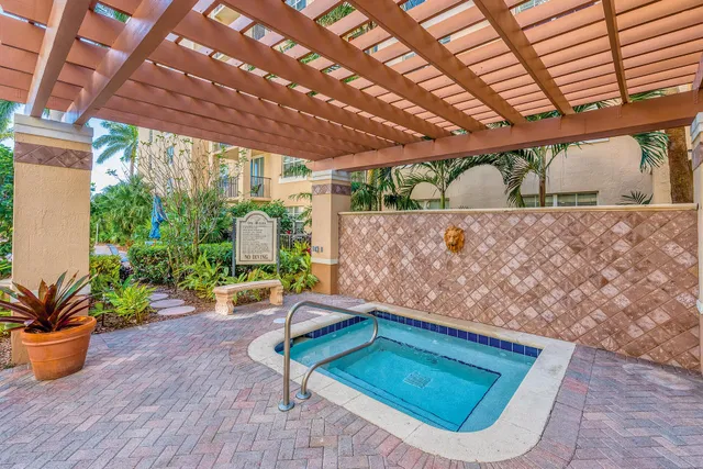 Flagler Pointe Unit 611 photo 30