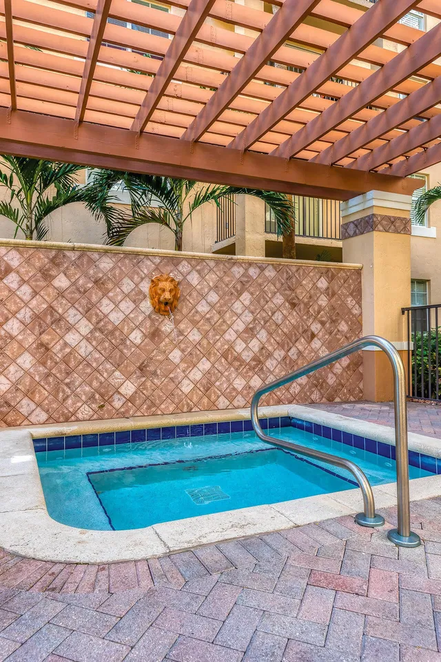 Flagler Pointe Unit 611 photo 31