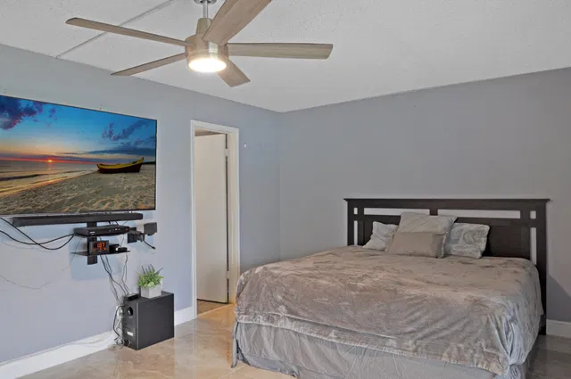Residence photo 14