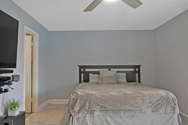 Residence photo 15