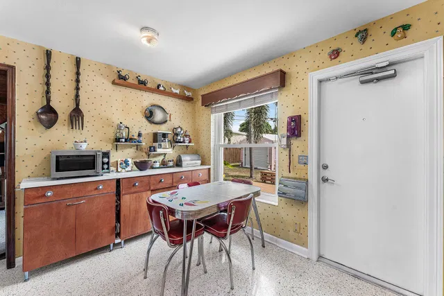 Residence photo 11