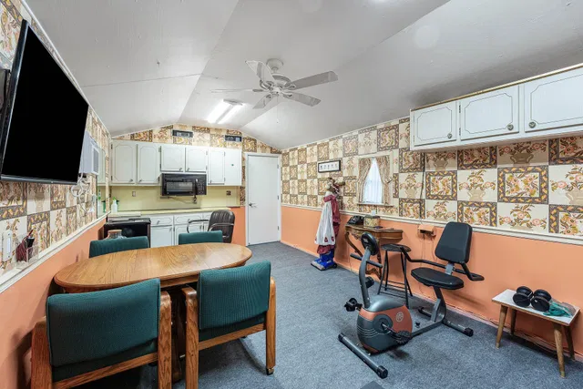 Residence photo 21