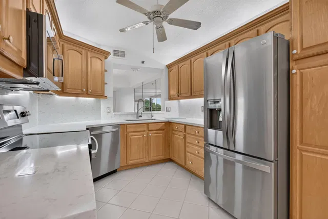  Unit 3502 photo 5