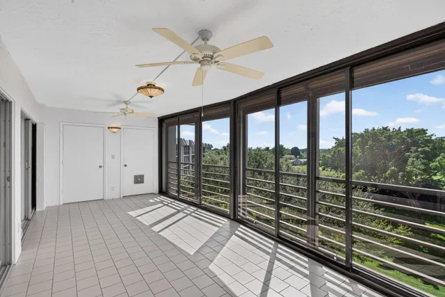  Unit 3502 photo 17