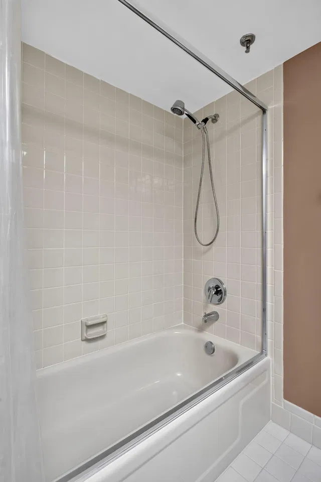  Unit 3502 photo 39