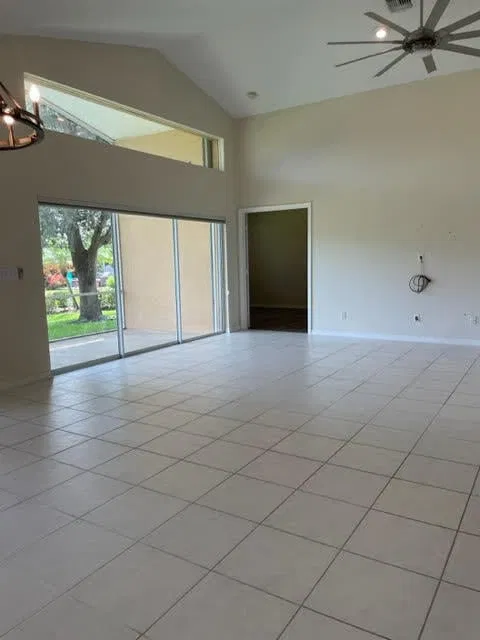 Residence photo 14