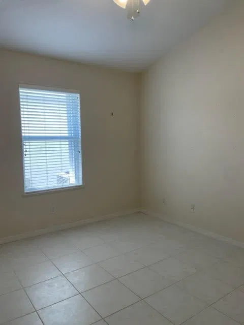 Residence photo 23
