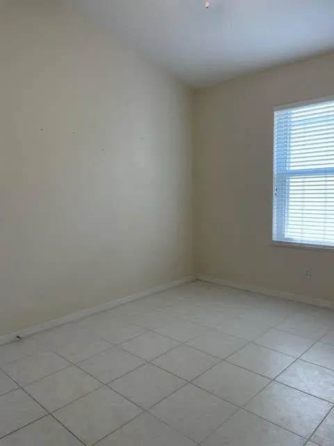 Residence photo 24