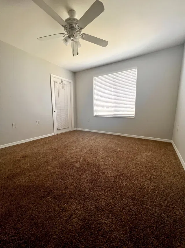 Residence photo 9