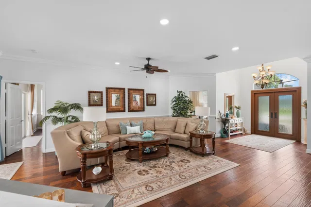 Jupiter River Estates Residence photo 21