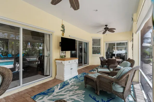 Jupiter River Estates Residence photo 42