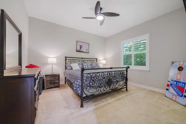 Residence photo 54