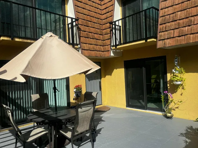  Residence photo 5