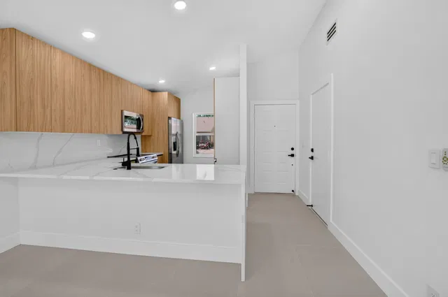  Residence photo 13