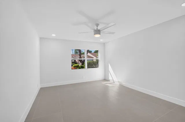  Residence photo 21