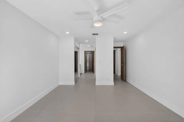  Residence photo 23