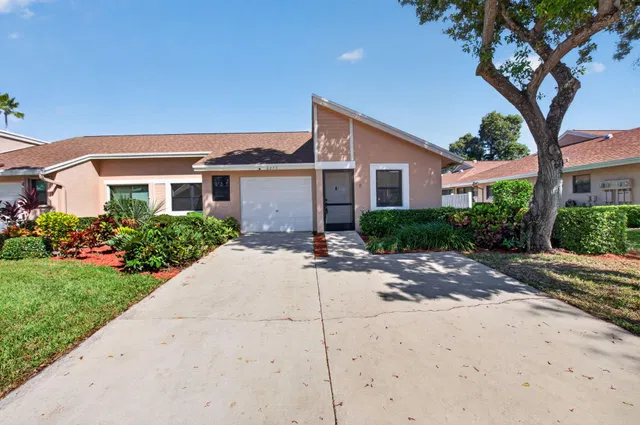  Residence photo 43