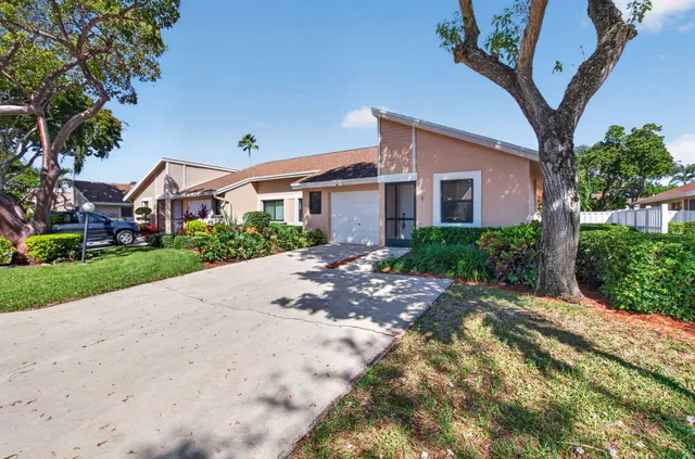  Residence photo 44