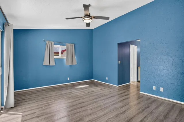 Residence photo 19