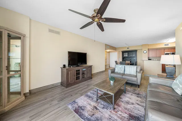 Boynton Beach Club Unit 710 photo 3