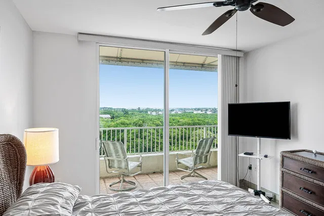 Boynton Beach Club Unit 710 photo 12