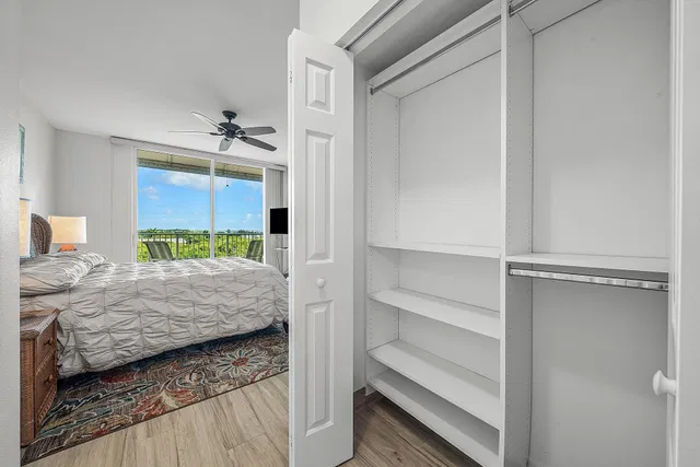 Boynton Beach Club Unit 710 photo 17