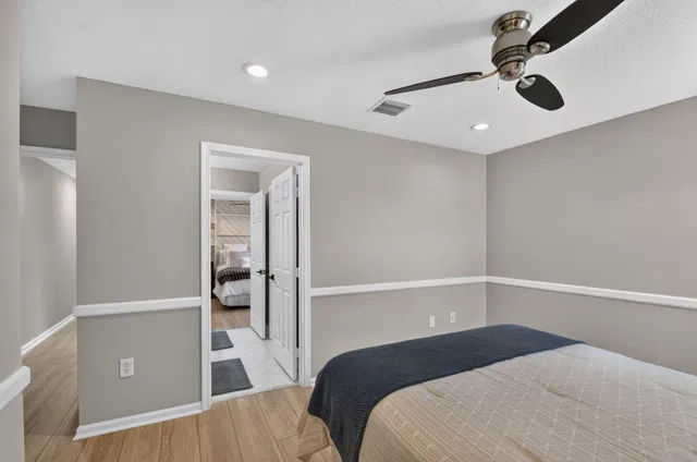 Residence photo 64
