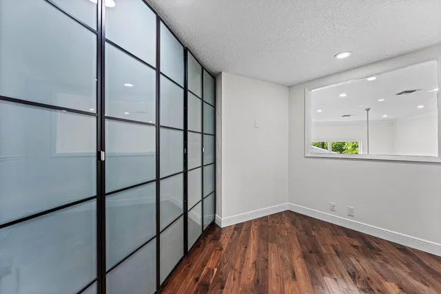  Residence photo 32